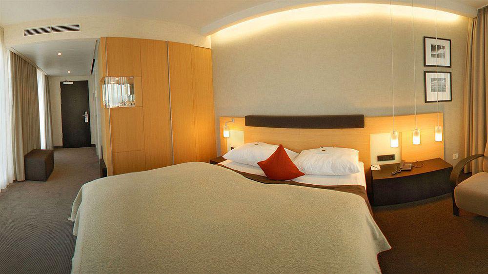 Novotel Hotel